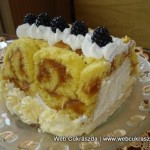 Őszibarackos-joghurtos meglepi süti