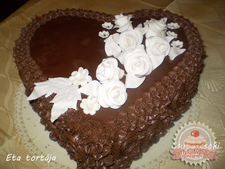 Diós szív torta csokikrémmel és pikáns dzsemmel Eta módra