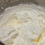 Mascarponés krémtúrós süteménytöltelék